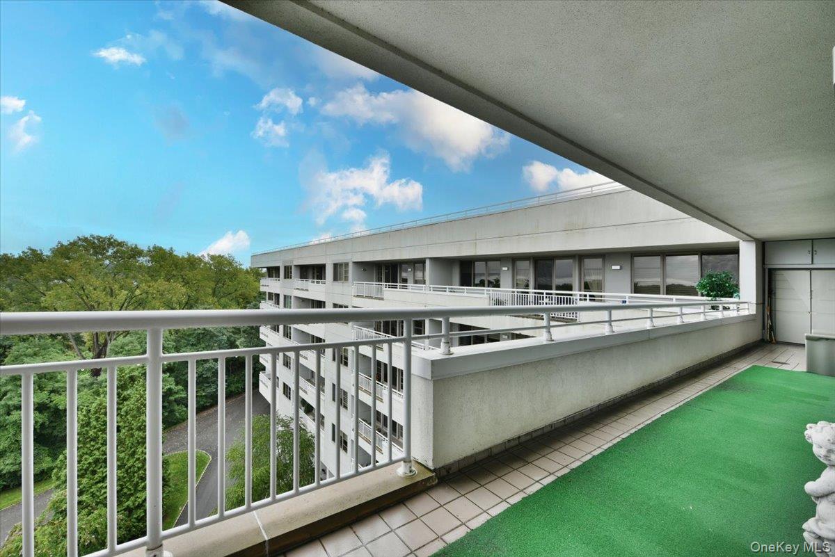 100 Harbor View Drive, Unit 630 photo 18