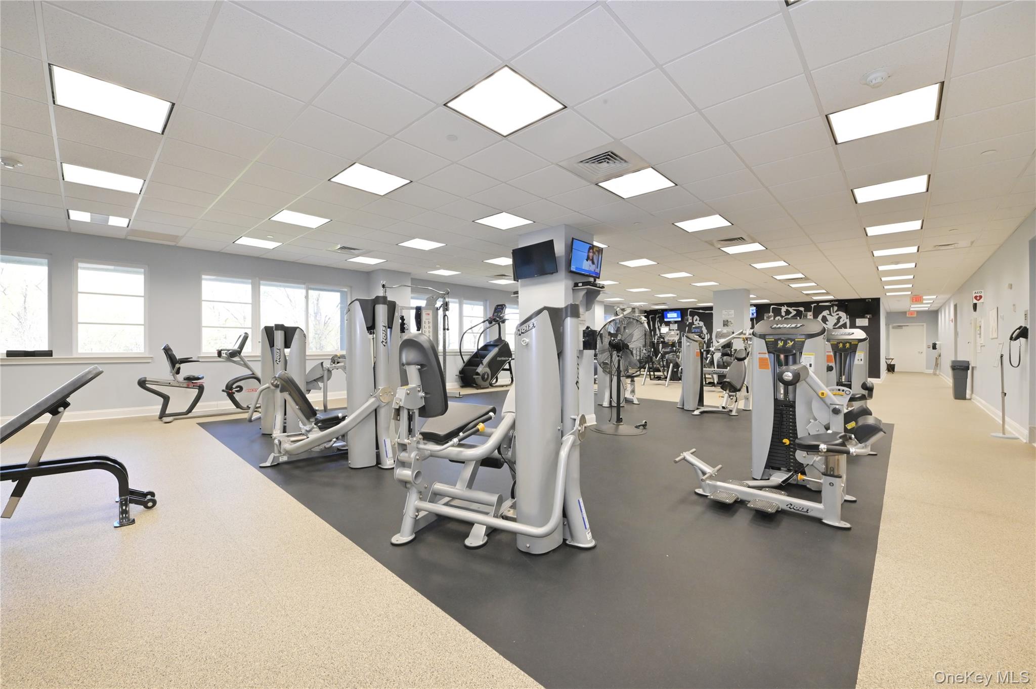 100 Harbor View Drive, Unit 630 photo 20