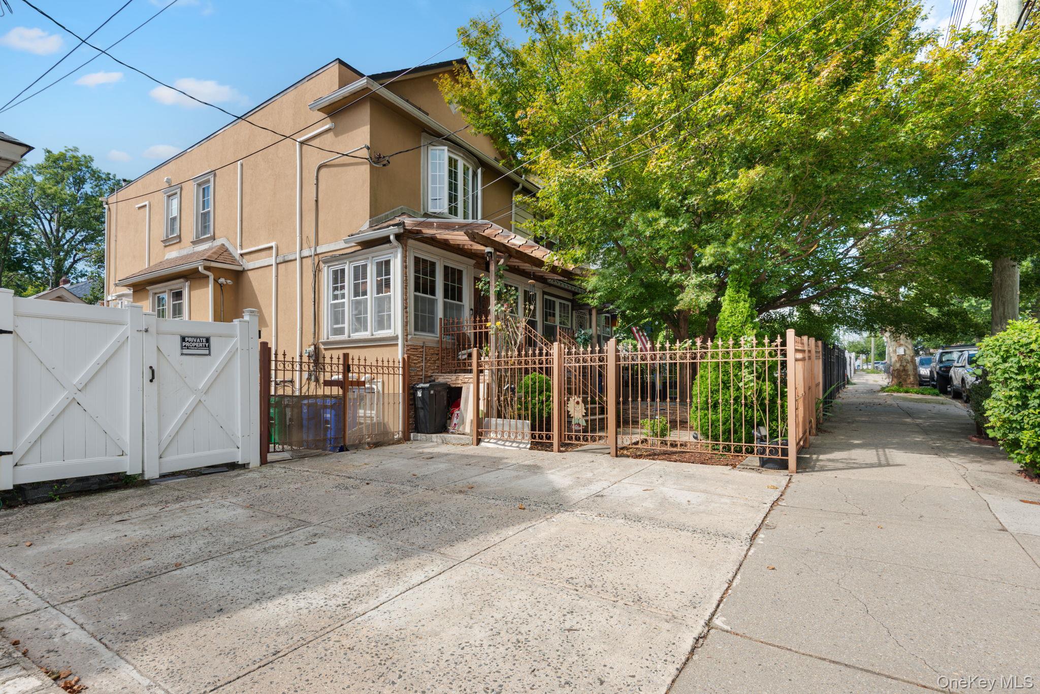 121-36 7th Avenue – For Sale photo 3