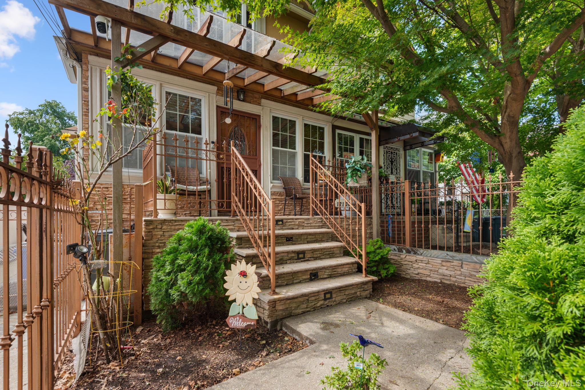 121-36 7th Avenue – For Sale