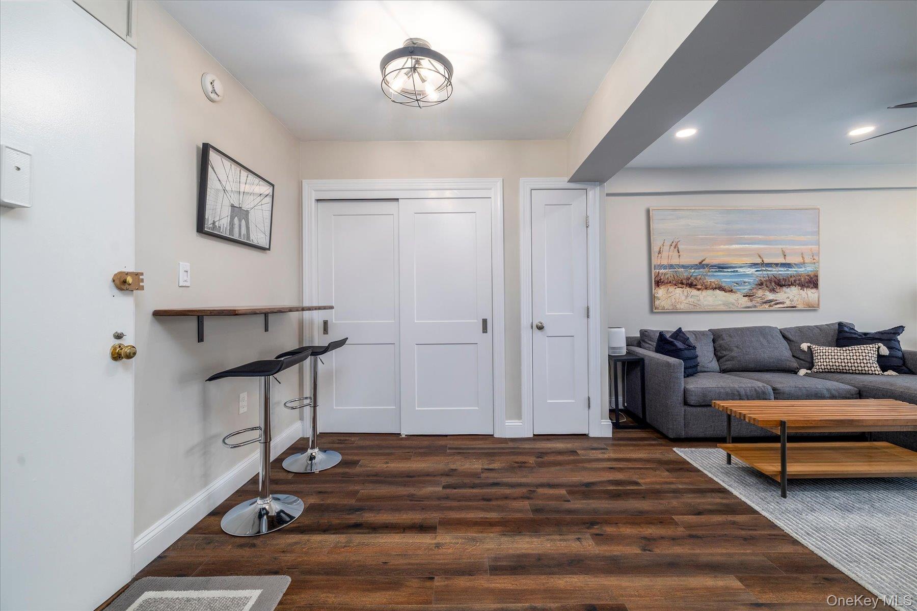 370 W Broadway, Unit 3M