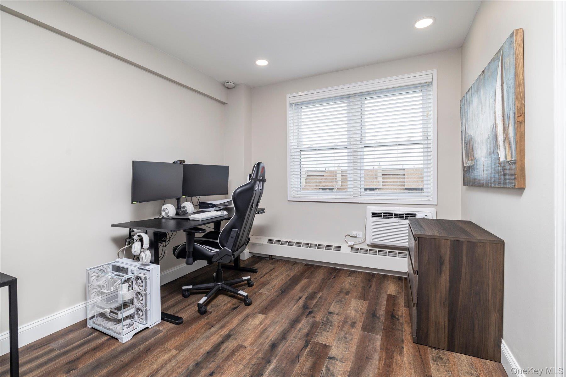 370 W Broadway, Unit 3M photo 12