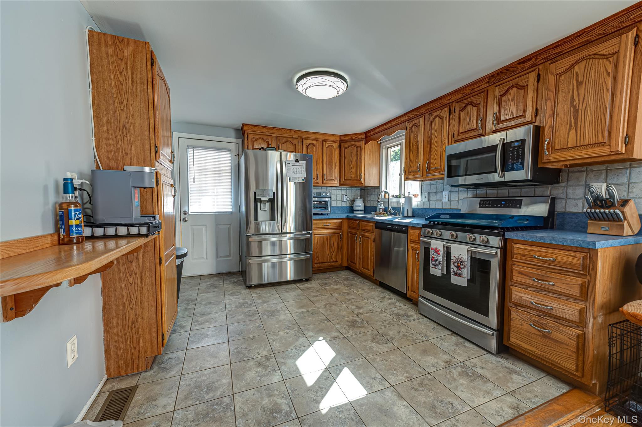 8 Forest Avenue – For Sale photo 4