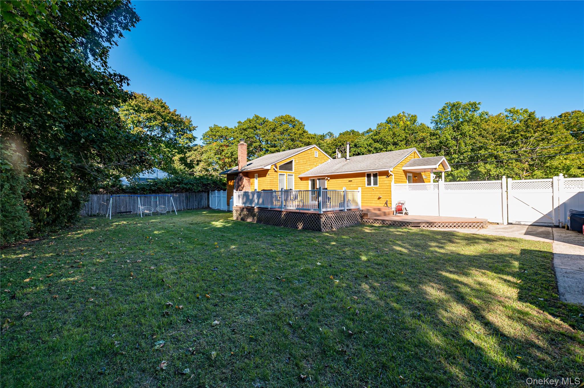 8 Forest Avenue – For Sale photo 12