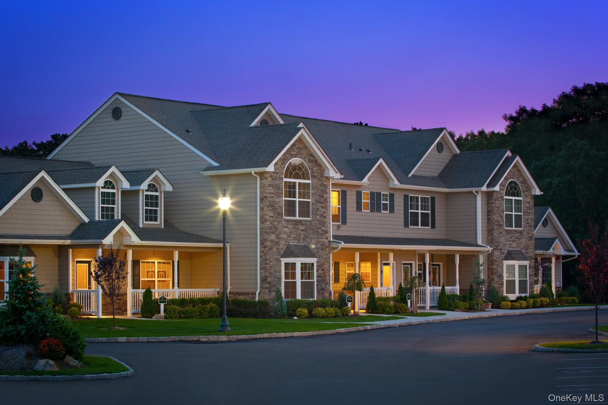32 Fairfield Lane, Unit 32