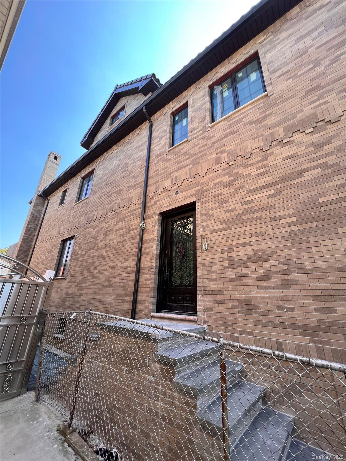 5647 136th Street – For Rent photo 9