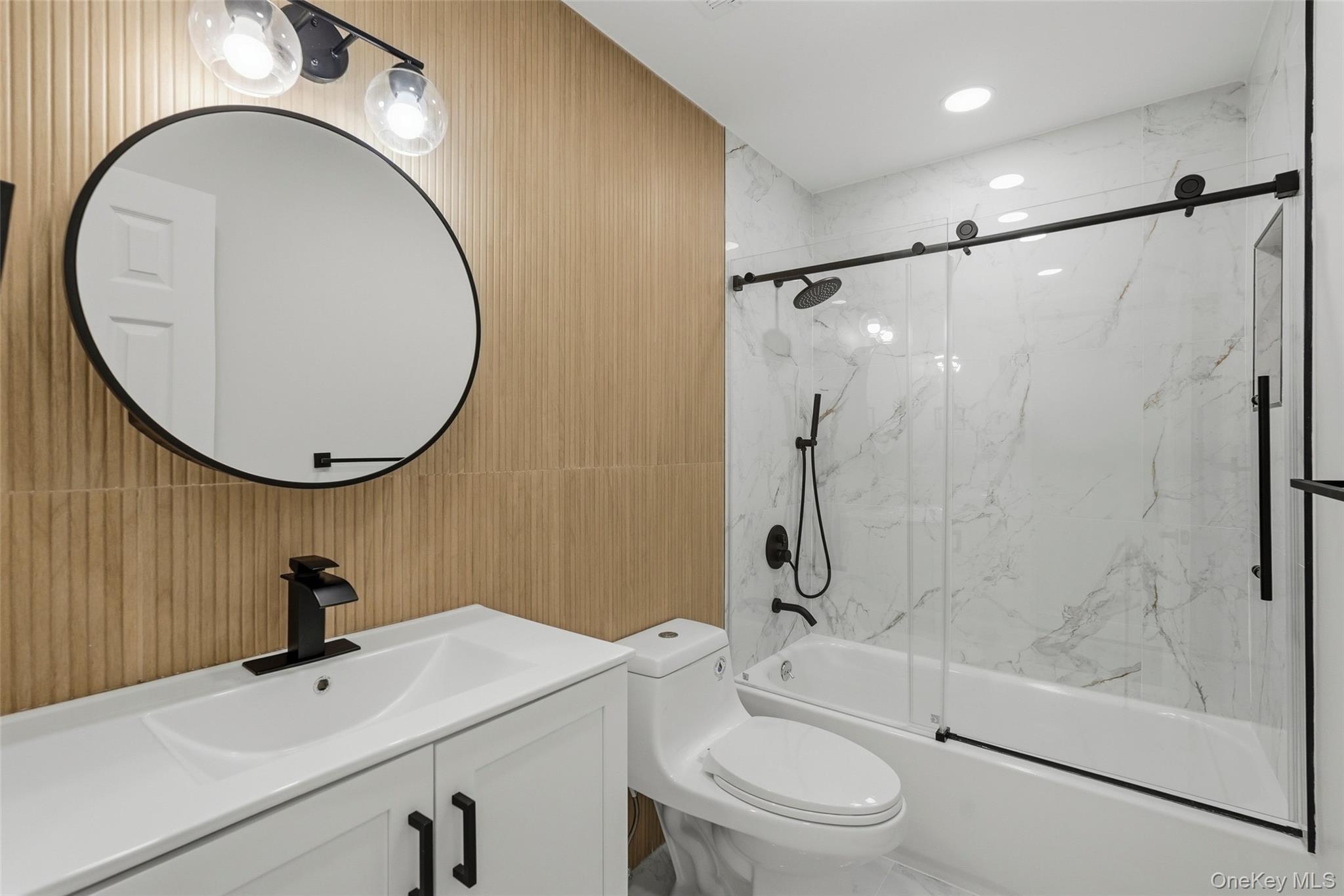 2 Deborah Lane – For Sale photo 18