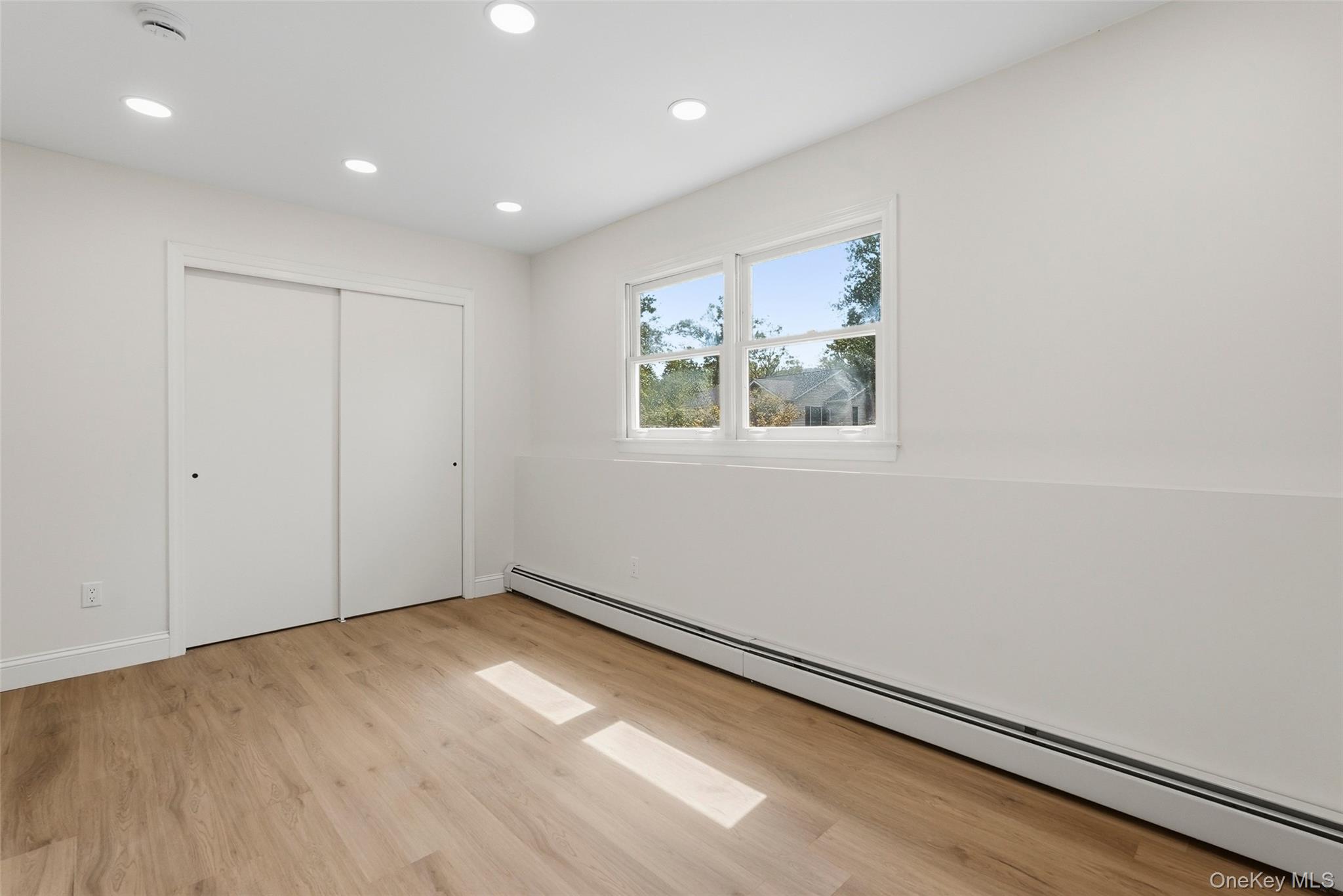 2 Deborah Lane – For Sale photo 28
