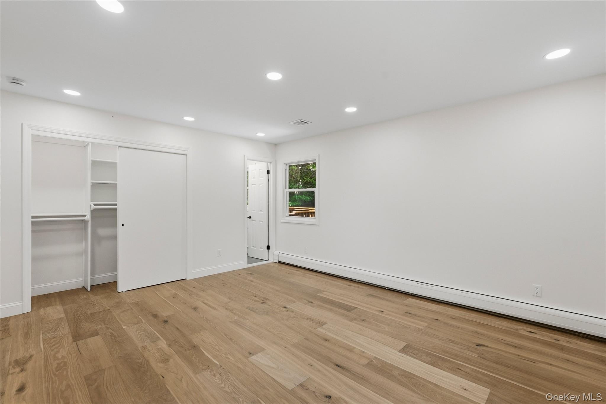 2 Deborah Lane – For Sale photo 31
