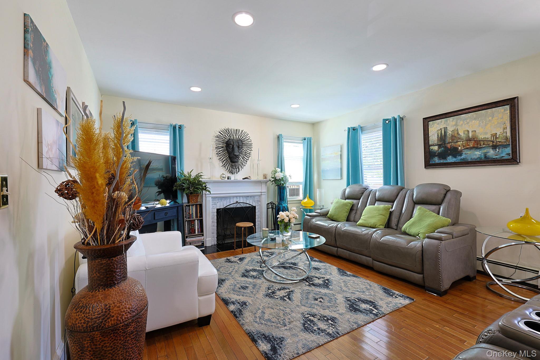 42 Streit Avenue – For Sale photo 5