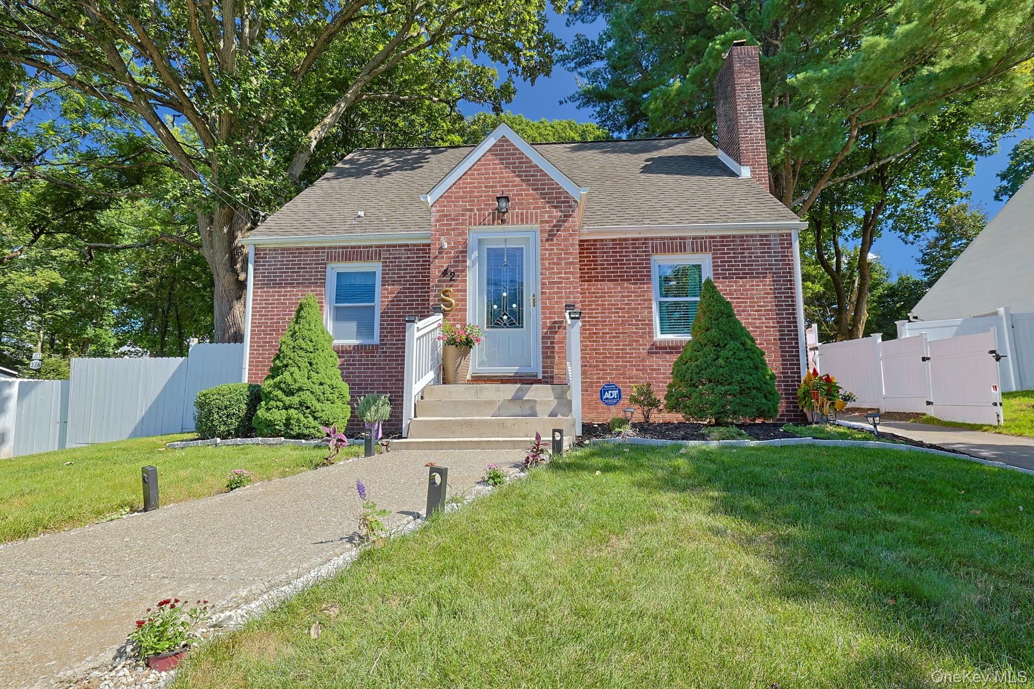 42 Streit Avenue – For Sale photo 30