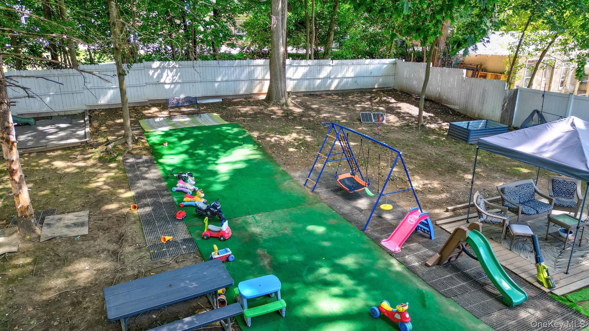 42 Streit Avenue – For Sale photo 26