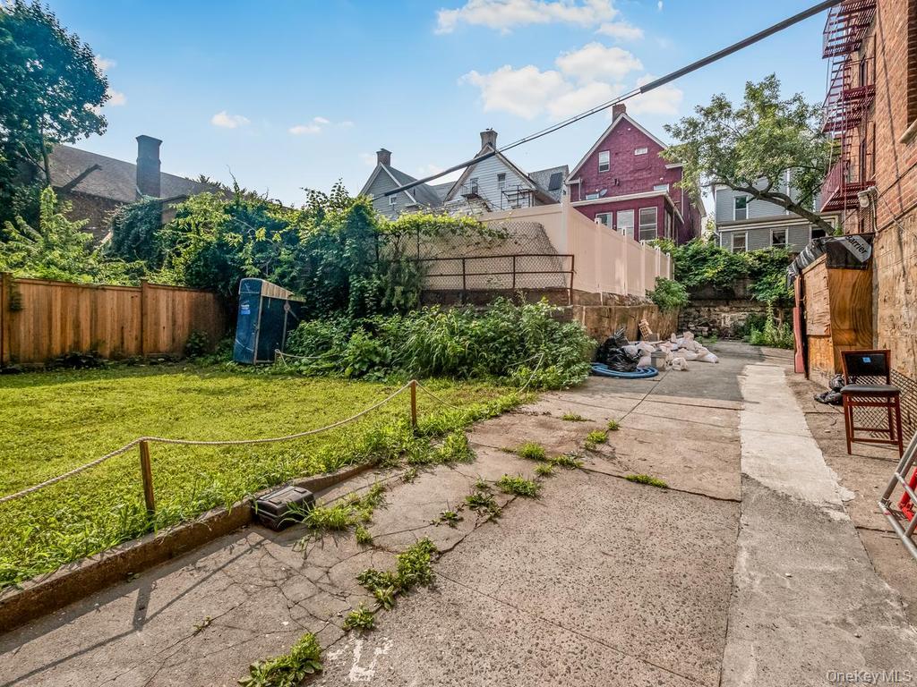 306 E Mosholu Parkway S, Unit 4F photo 18