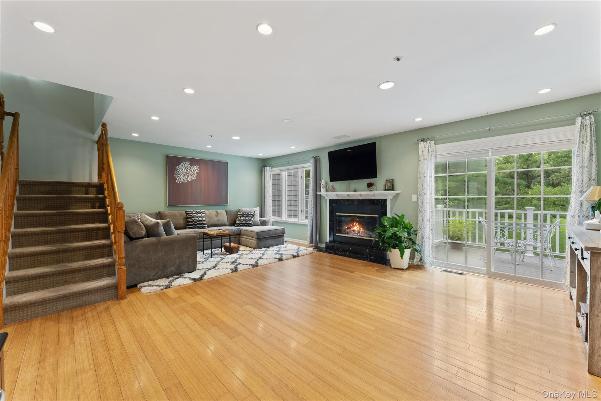 22 Berrybush Lane, Unit 70 photo 9