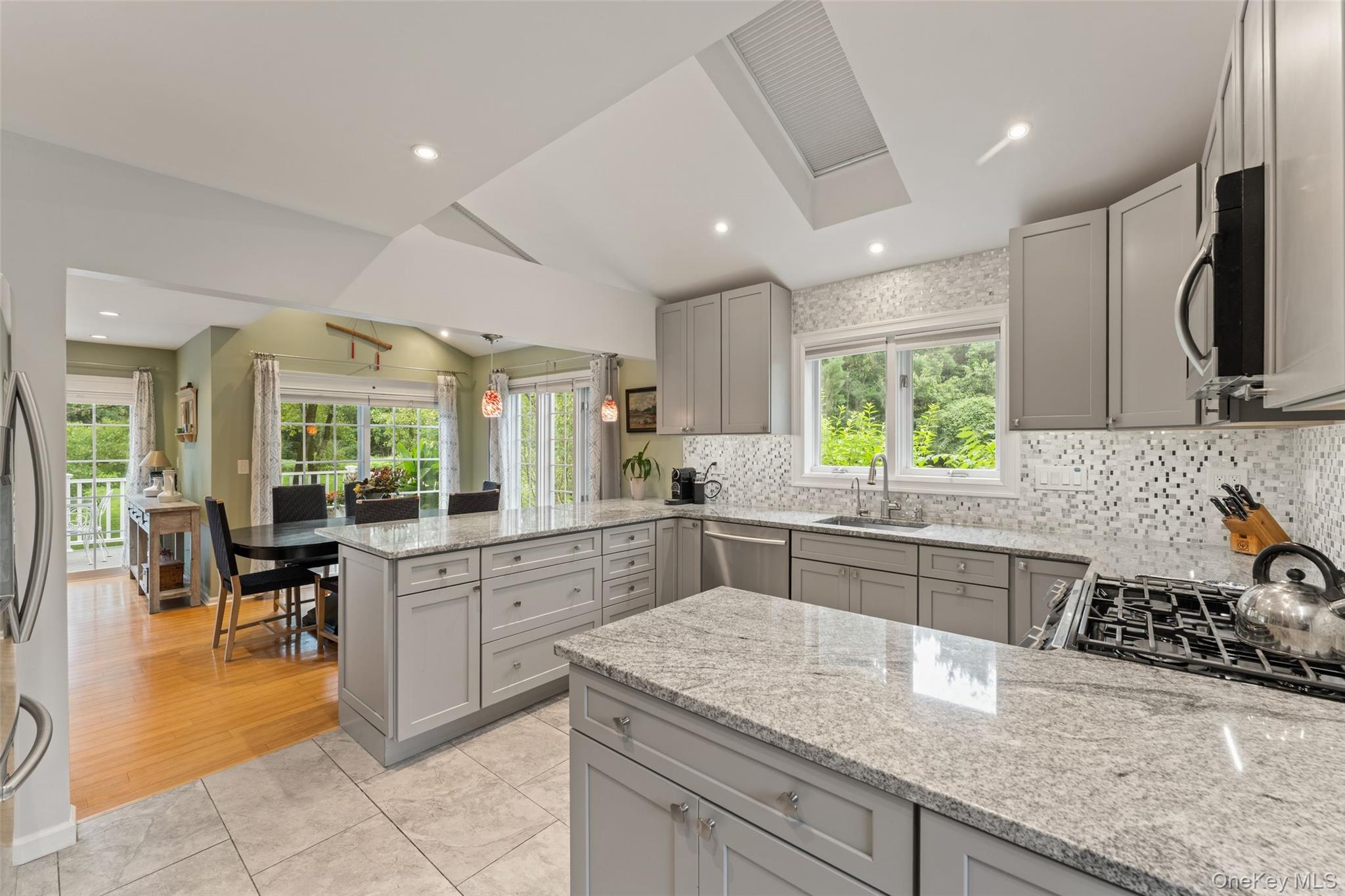 22 Berrybush Lane, Unit 70 photo 15