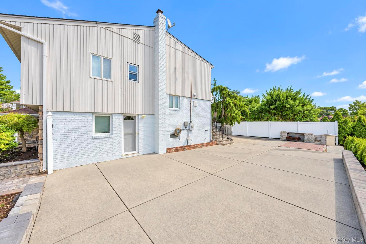 2020 Valentines Road – For Sale photo 31
