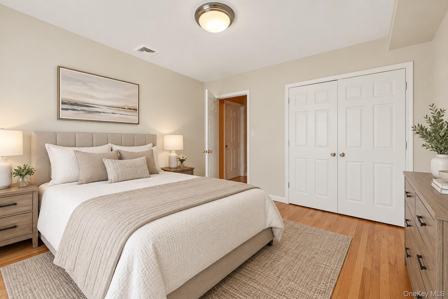 6 Pell Place, Unit 2 photo 11
