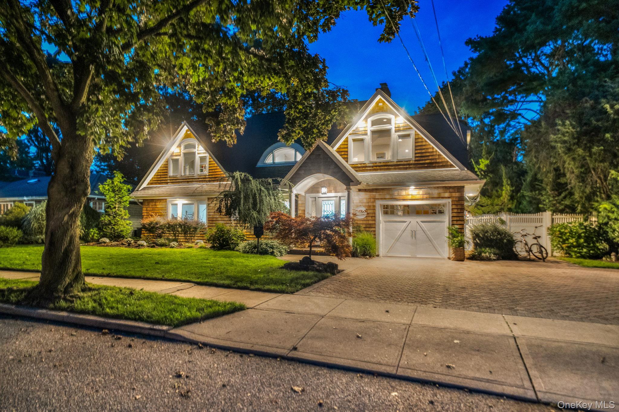 3529 Stratford Road – For Sale photo 2