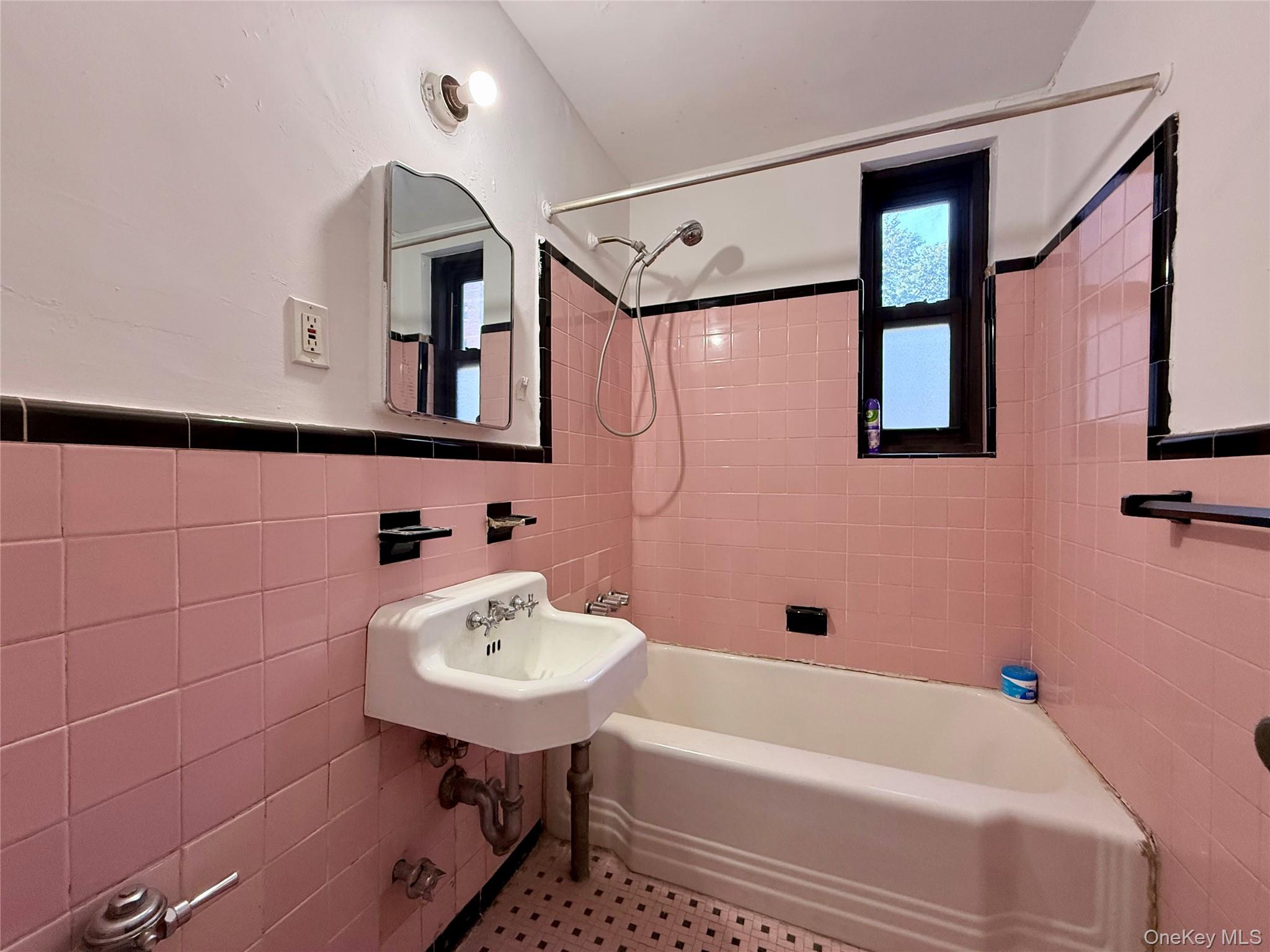 11250 Northern Boulevard, Unit 1A photo 15