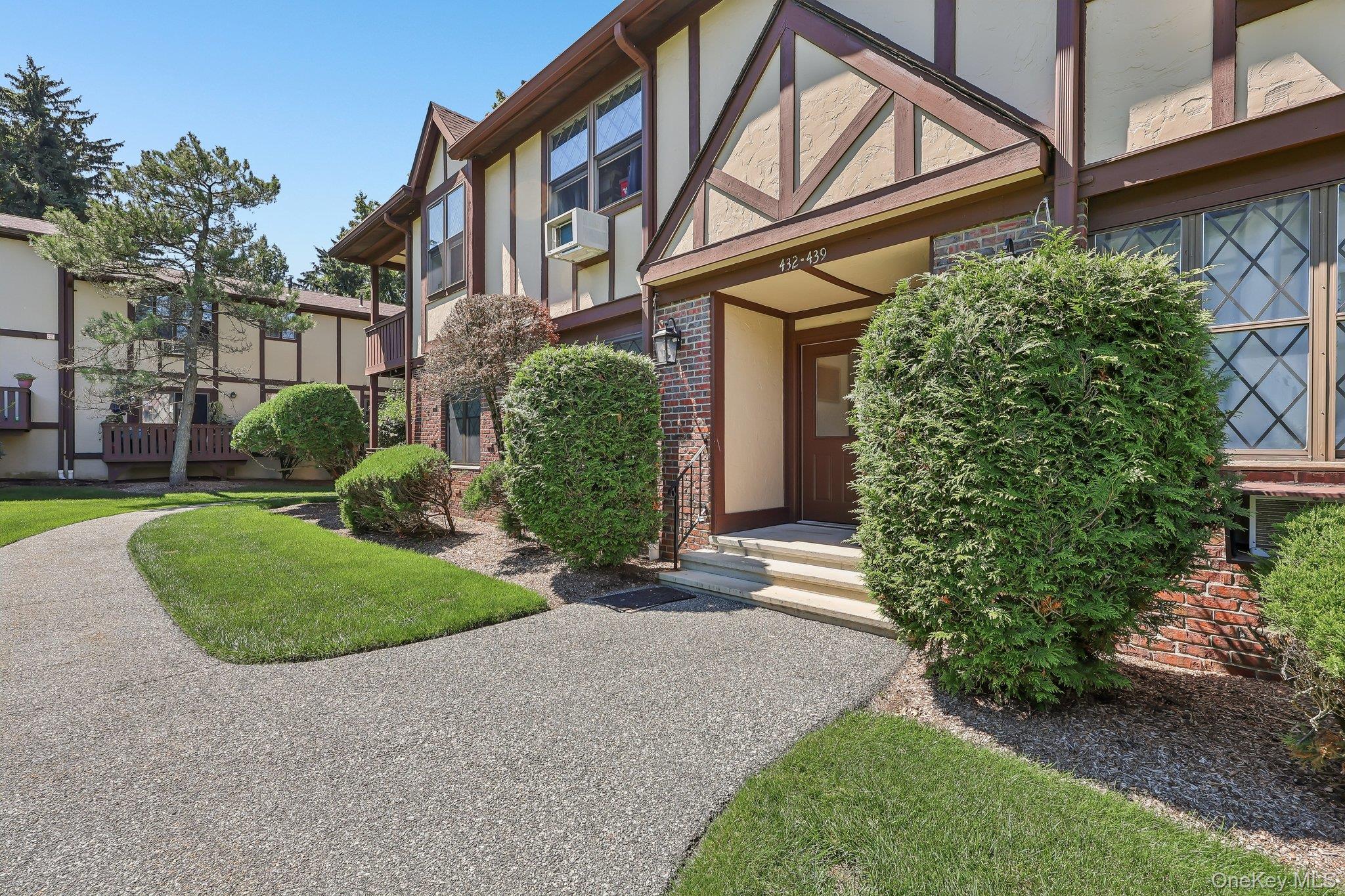 433 Sierra Vista Lane – For Rent photo 2