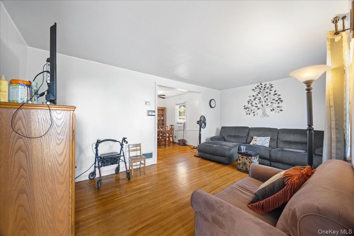 132 Nassau Street – For Sale photo 5