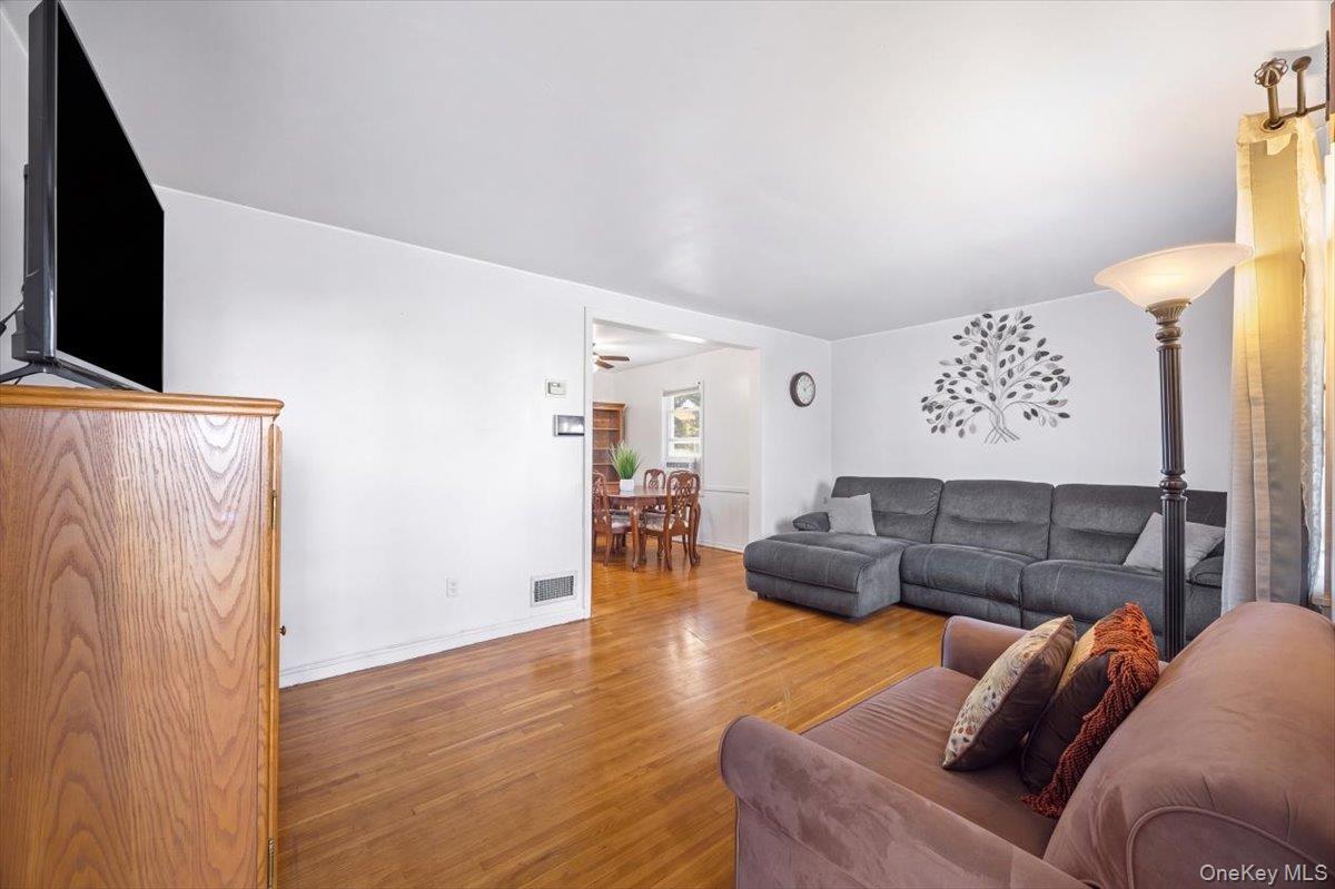 132 Nassau Street – For Sale photo 6