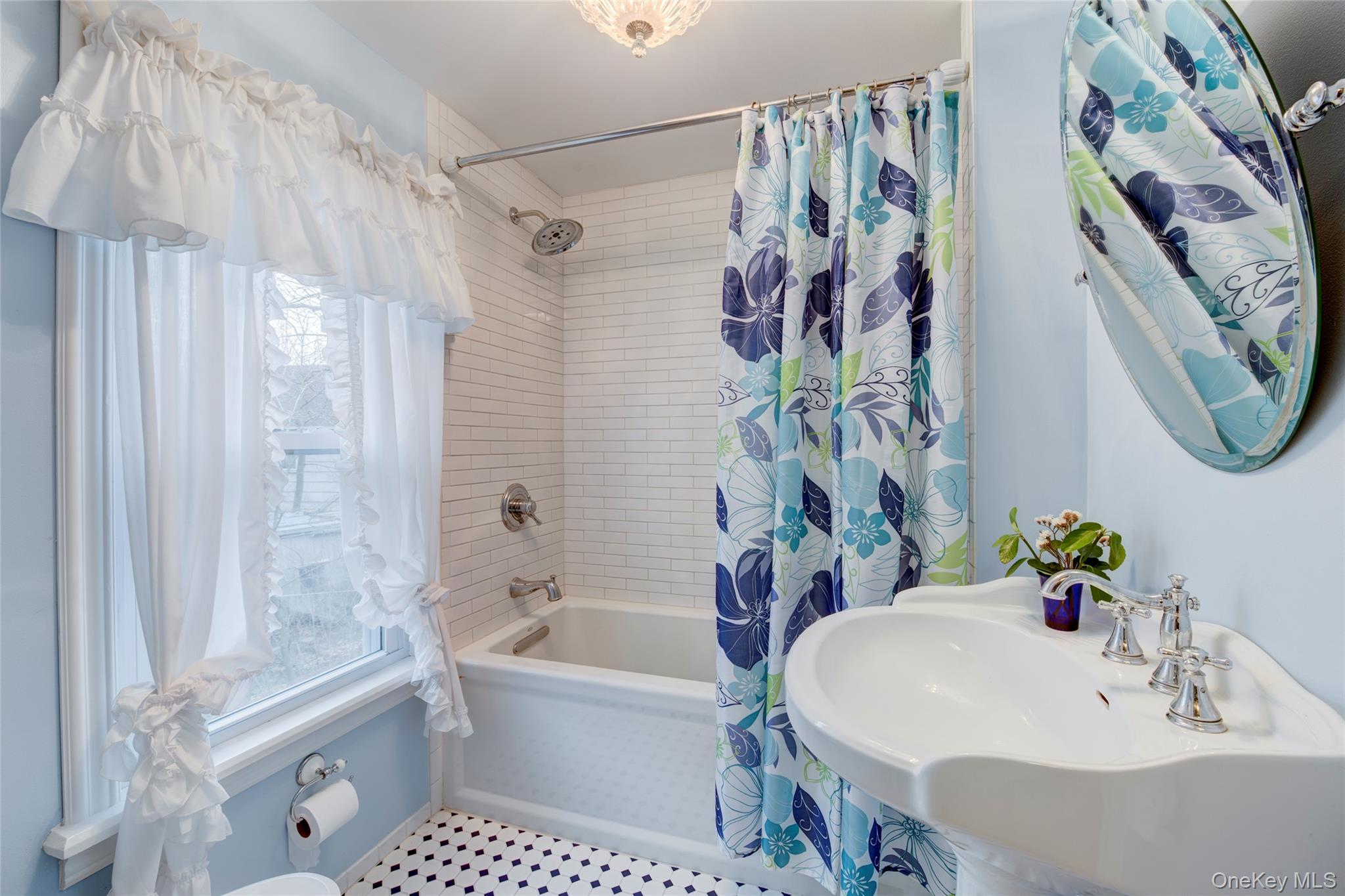 317 South Street – For Rent photo 5