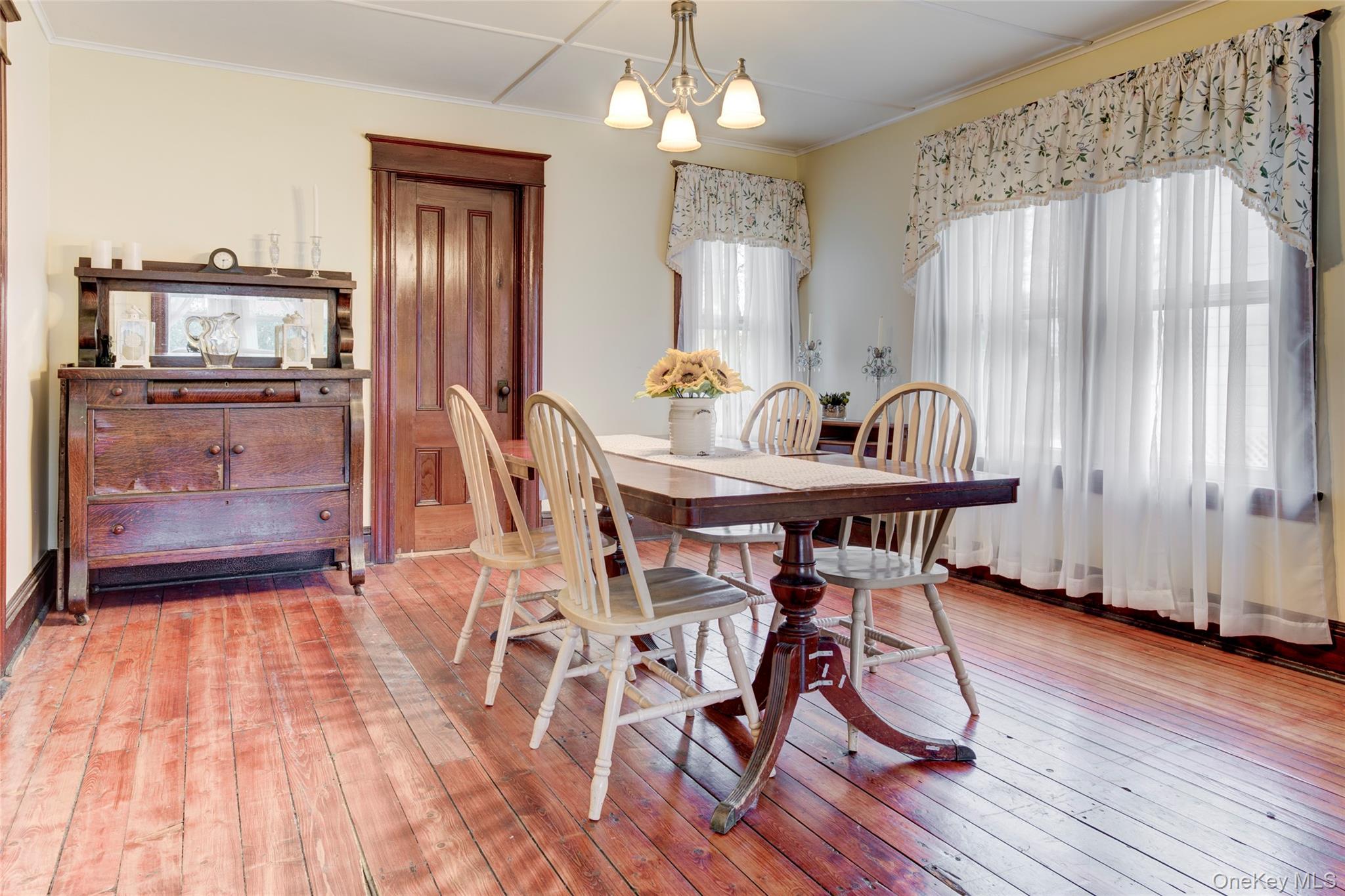 317 South Street – For Rent photo 3