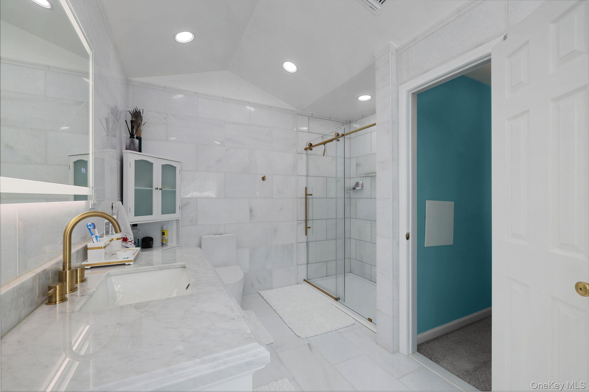 61 Lake Shore Drive S – For Sale photo 24
