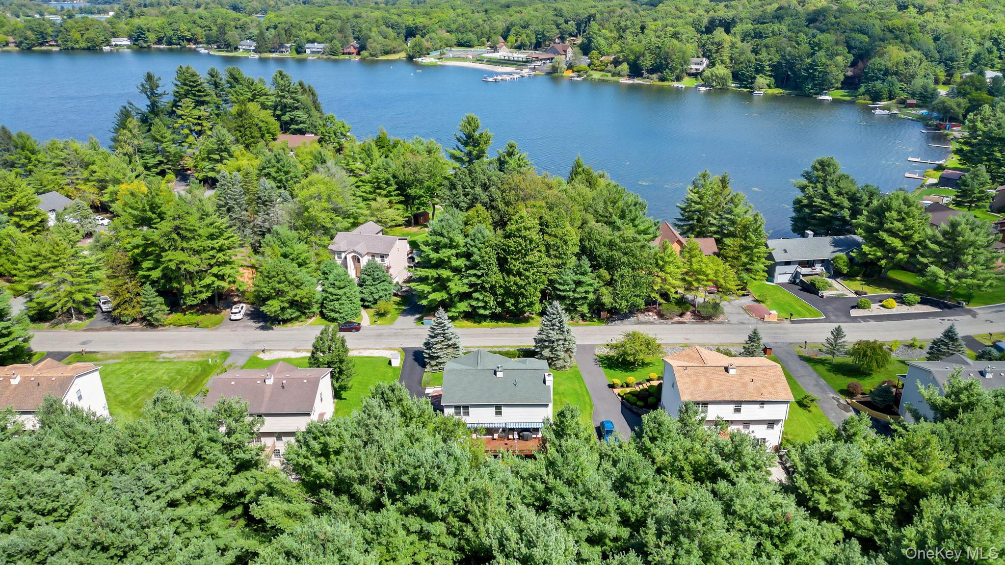 61 Lake Shore Drive S – For Sale photo 32