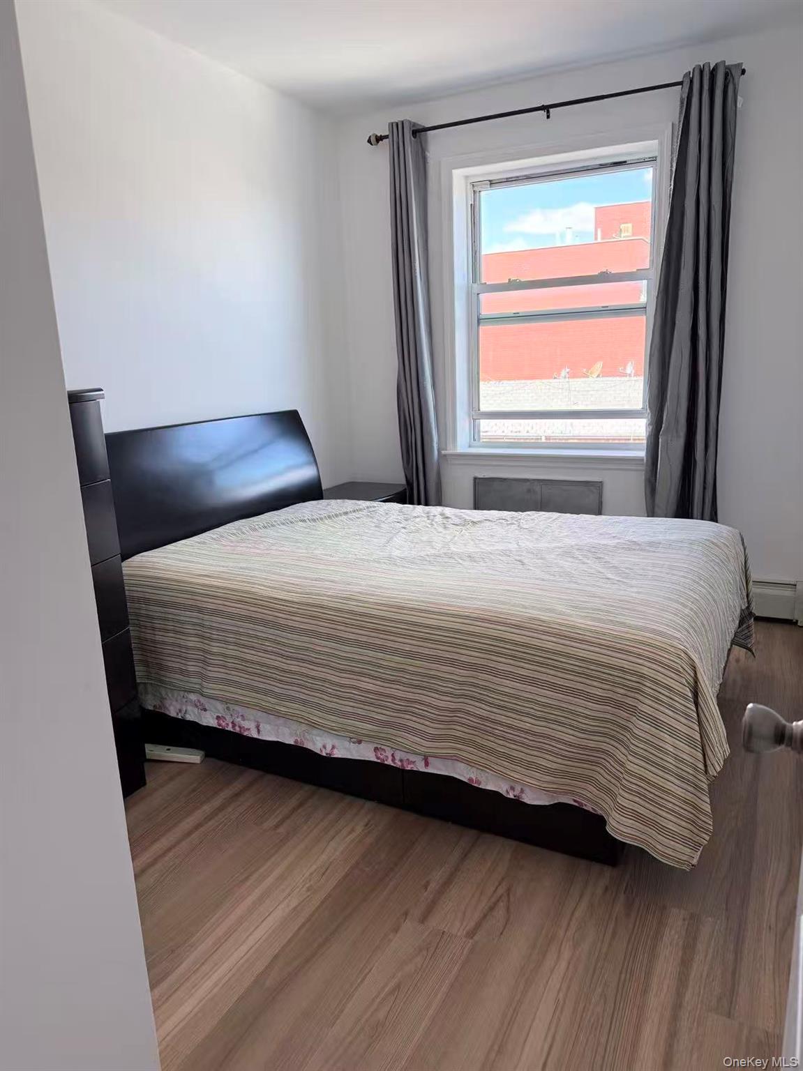 104-48 37th Drive, Unit 4D photo 3