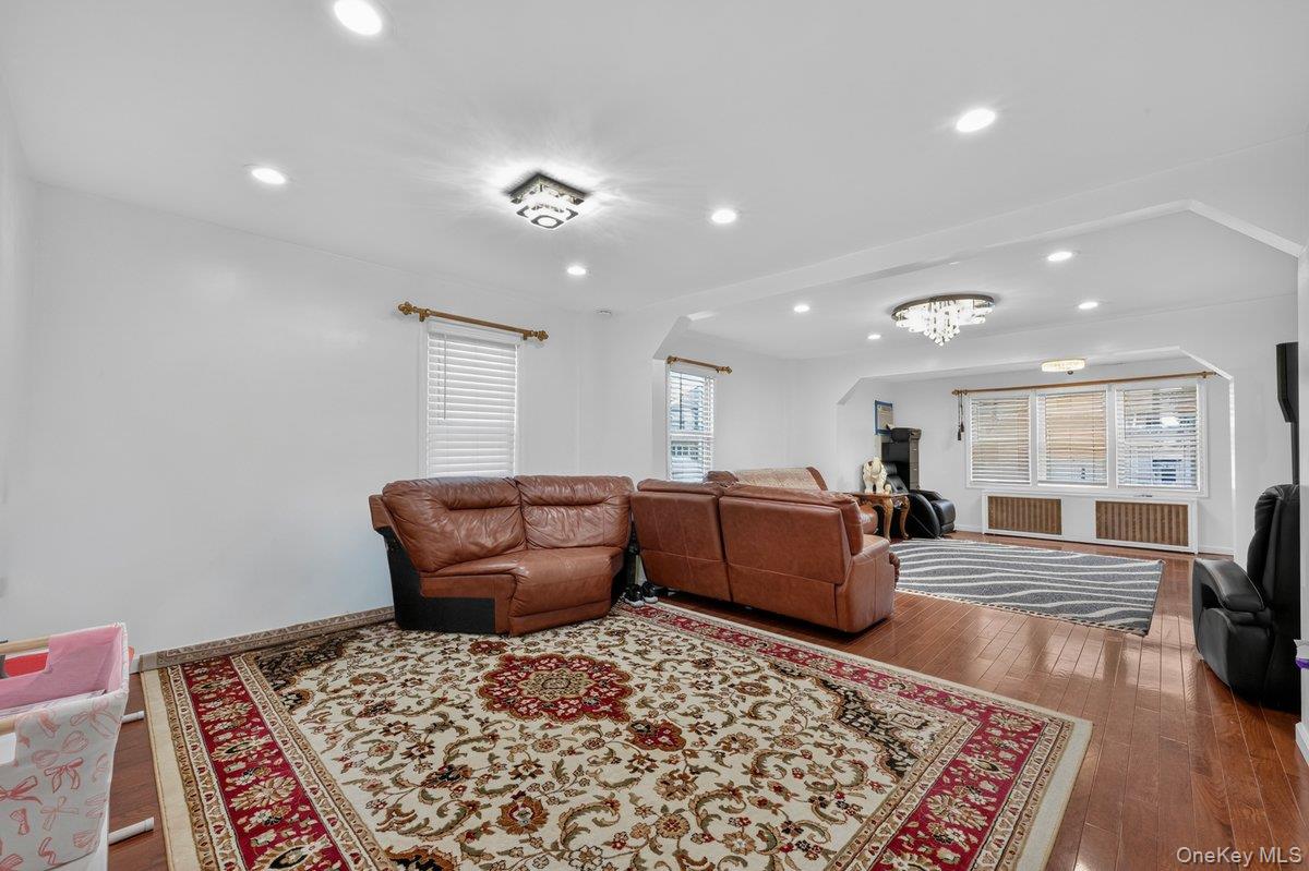 255 Cochran Place – For Sale photo 17