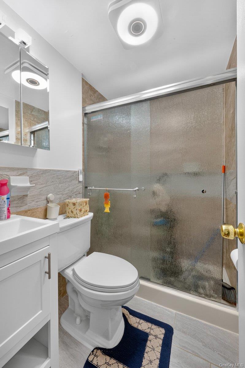 255 Cochran Place – For Sale photo 20