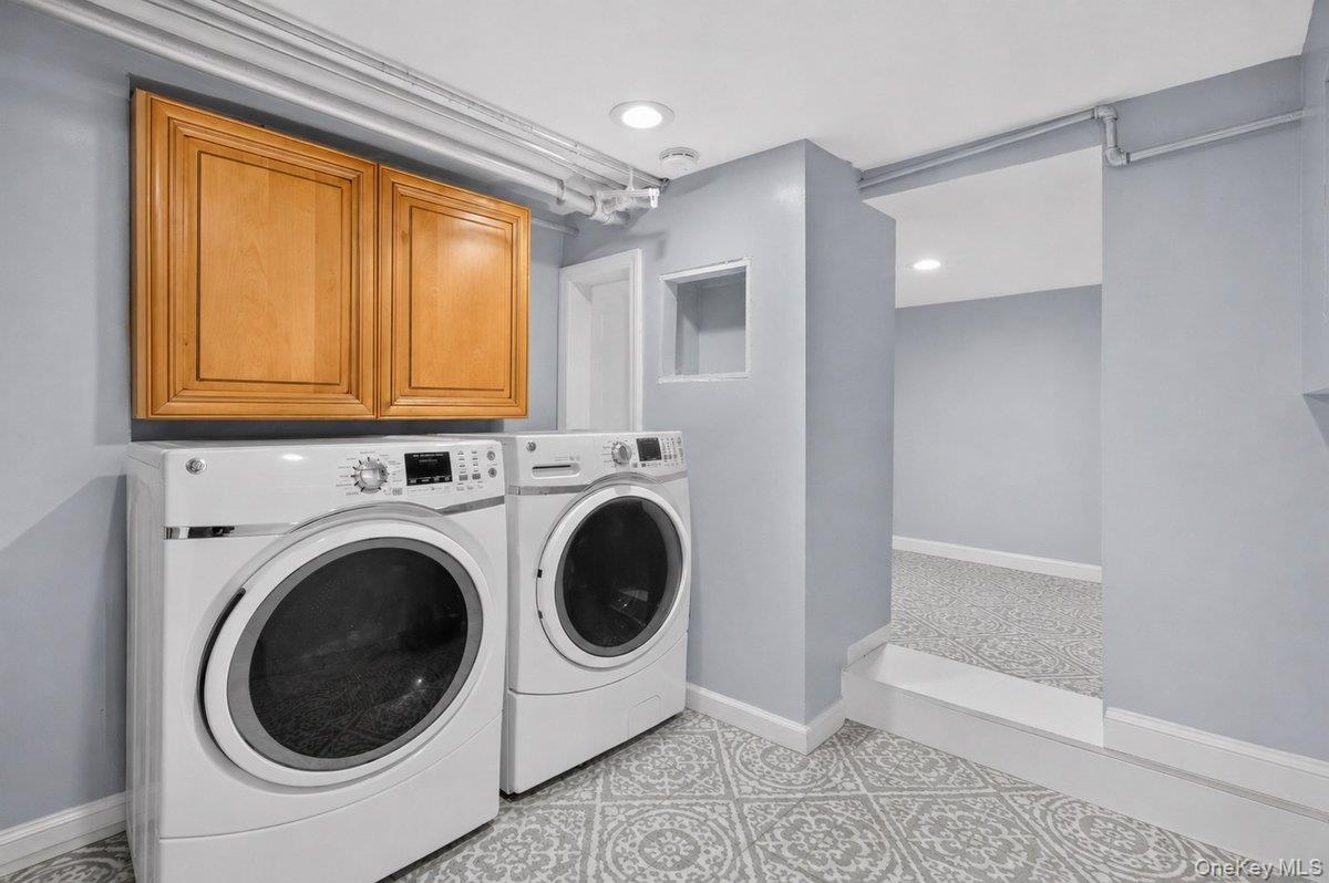 255 Cochran Place – For Sale photo 22