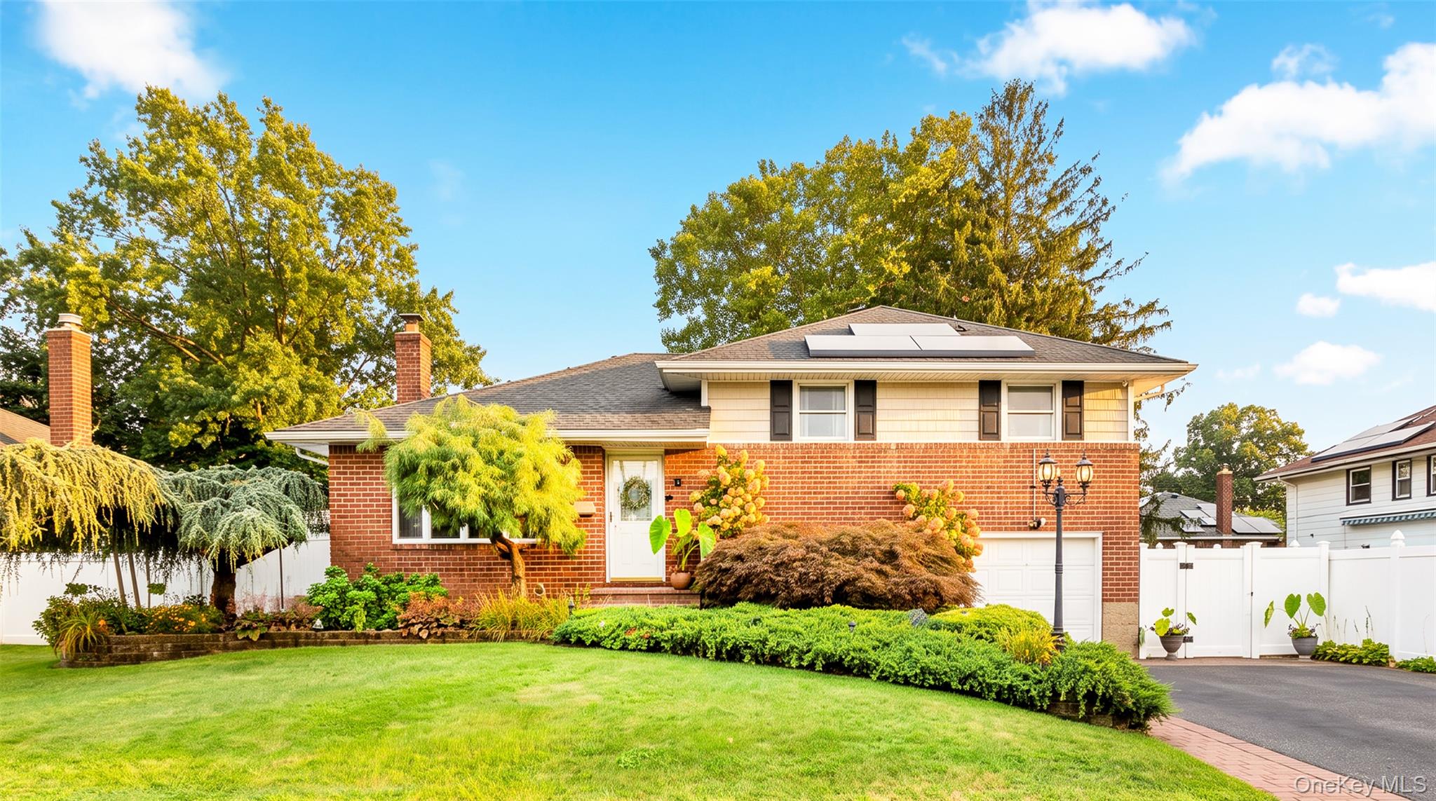 54 Jacqueline Road – For Sale