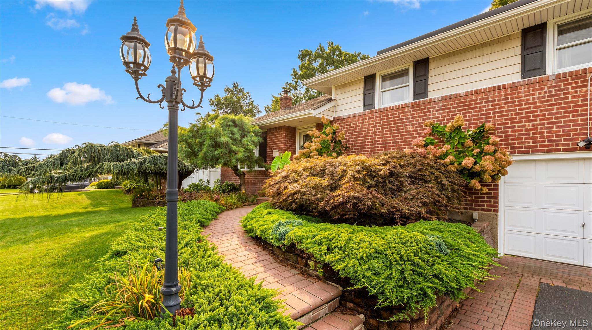 54 Jacqueline Road – For Sale photo 3