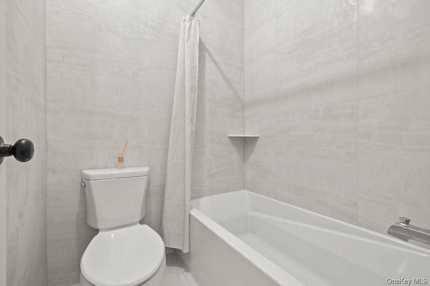 472 W Central Avenue, Unit 105 photo 15