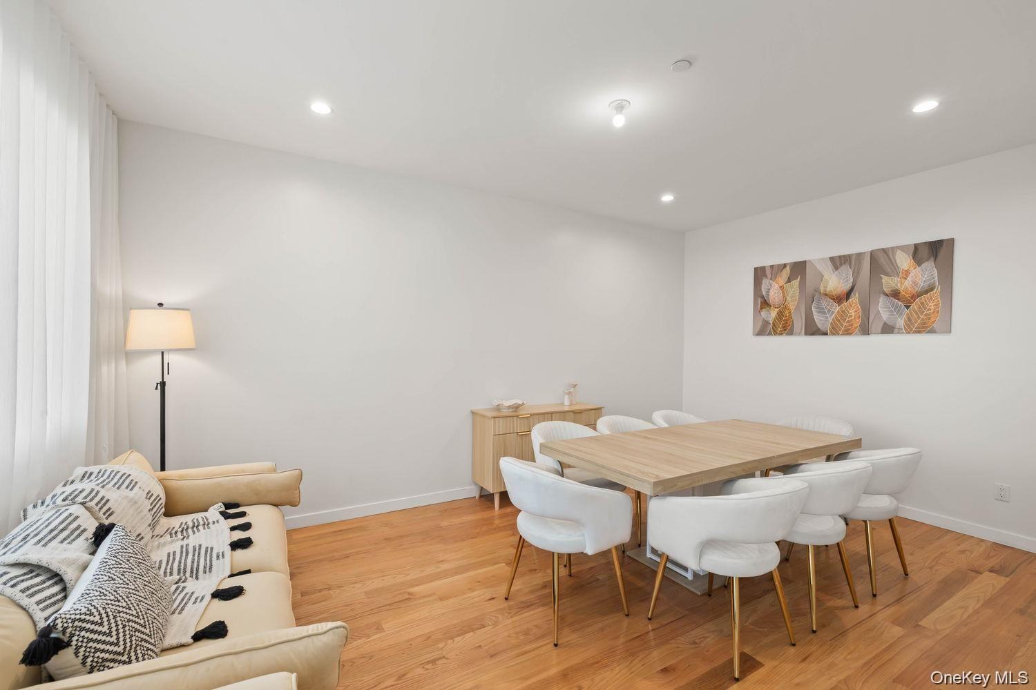 472 W Central Avenue, Unit 105 photo 3