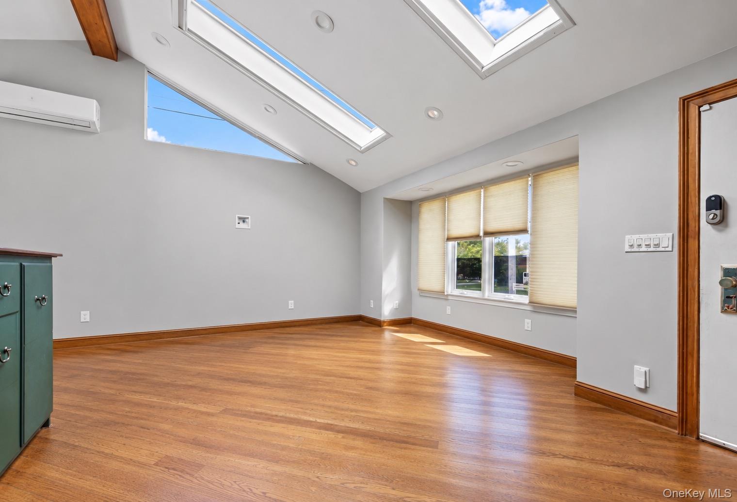 79 Plymouth Road – For Rent photo 3