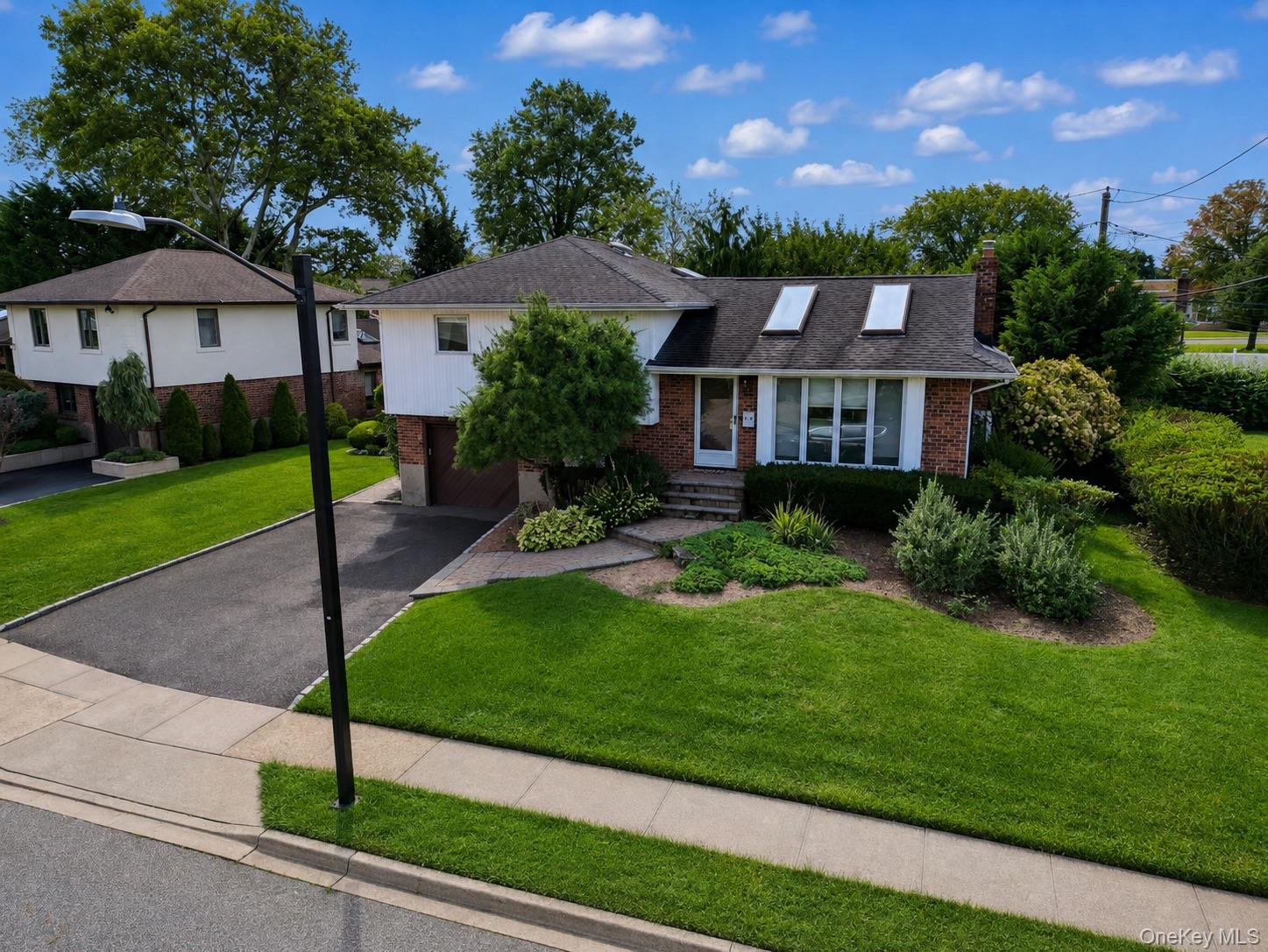 79 Plymouth Road – For Rent