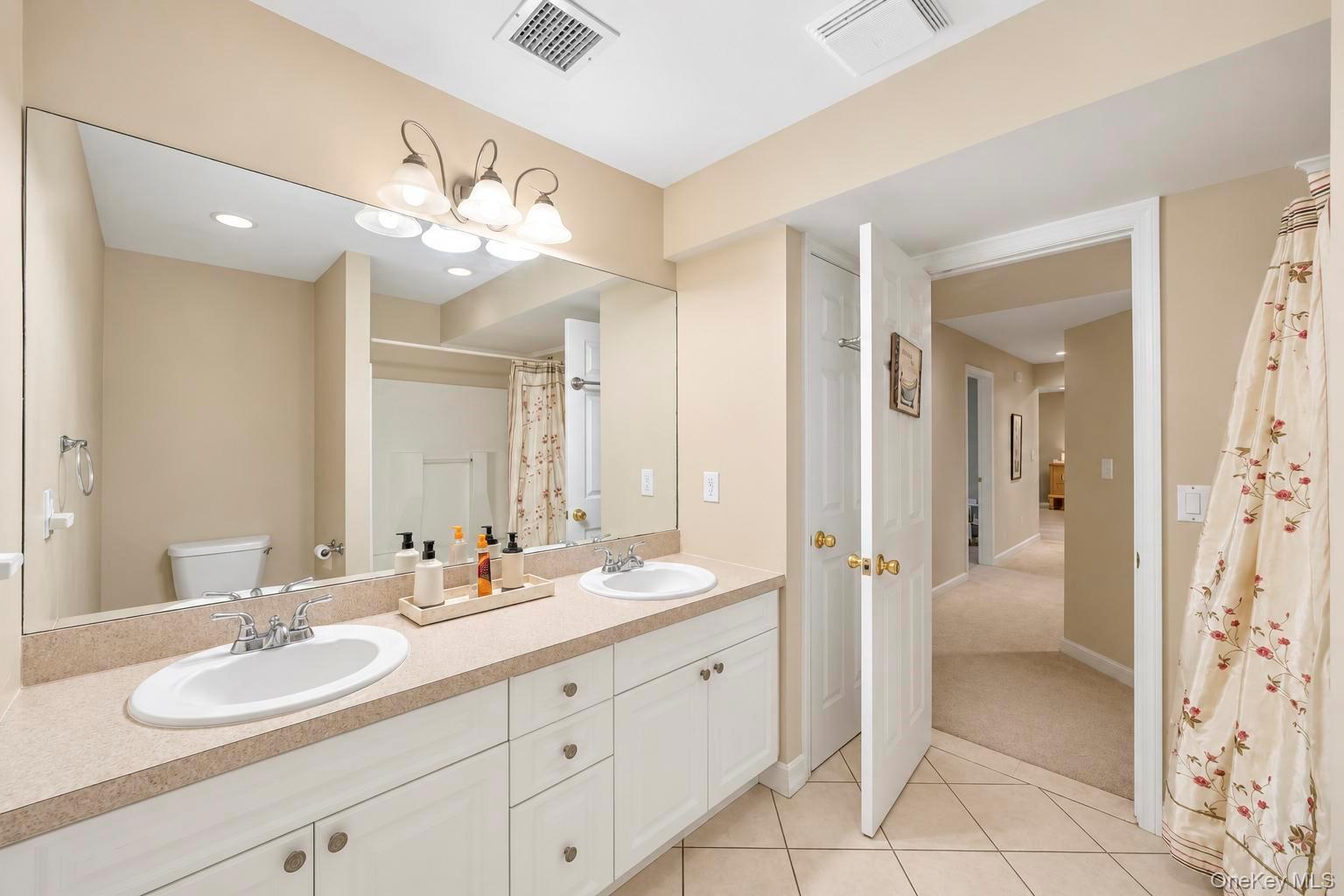 7 Wood Hollow Drive – For Sale photo 35