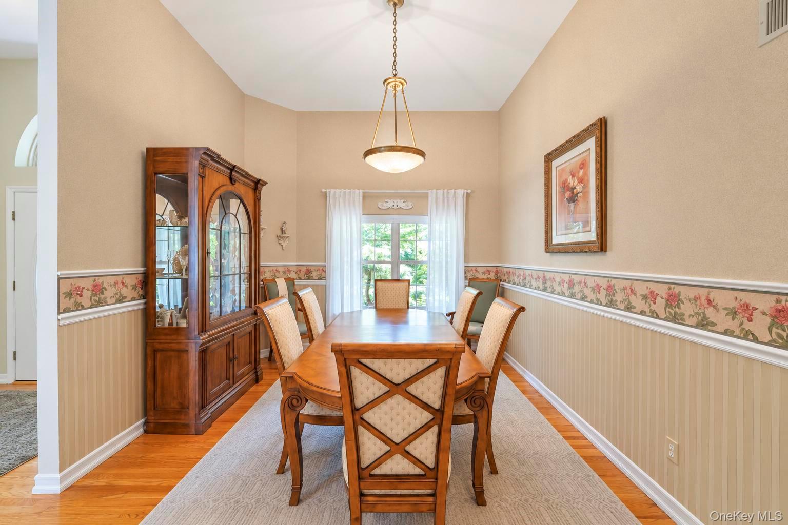 7 Wood Hollow Drive – For Sale photo 3