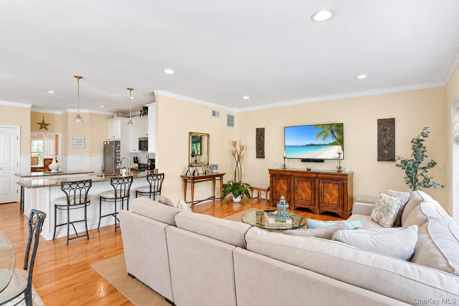 7 Wood Hollow Drive – For Sale photo 16
