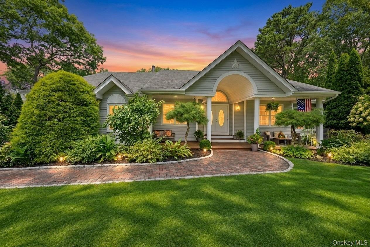 7 Wood Hollow Drive – For Sale