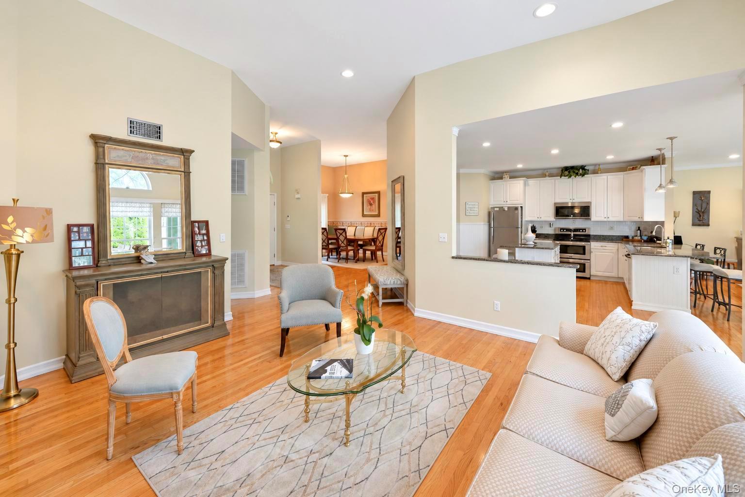 7 Wood Hollow Drive – For Sale photo 8