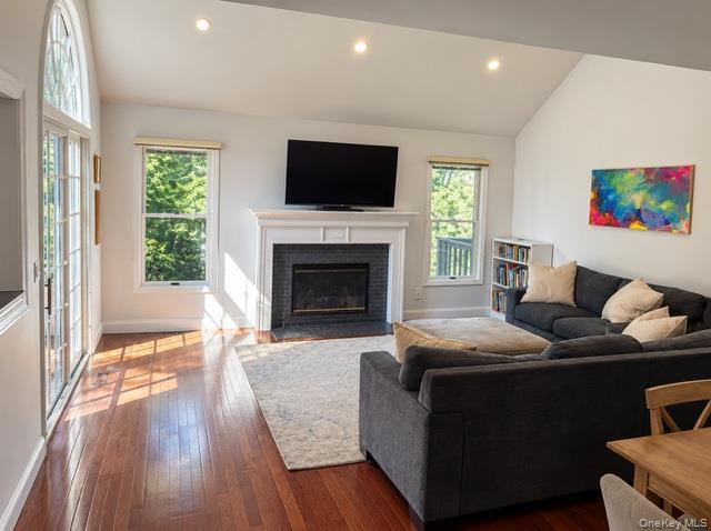 3001 Canterbury Way – For Rent photo 3