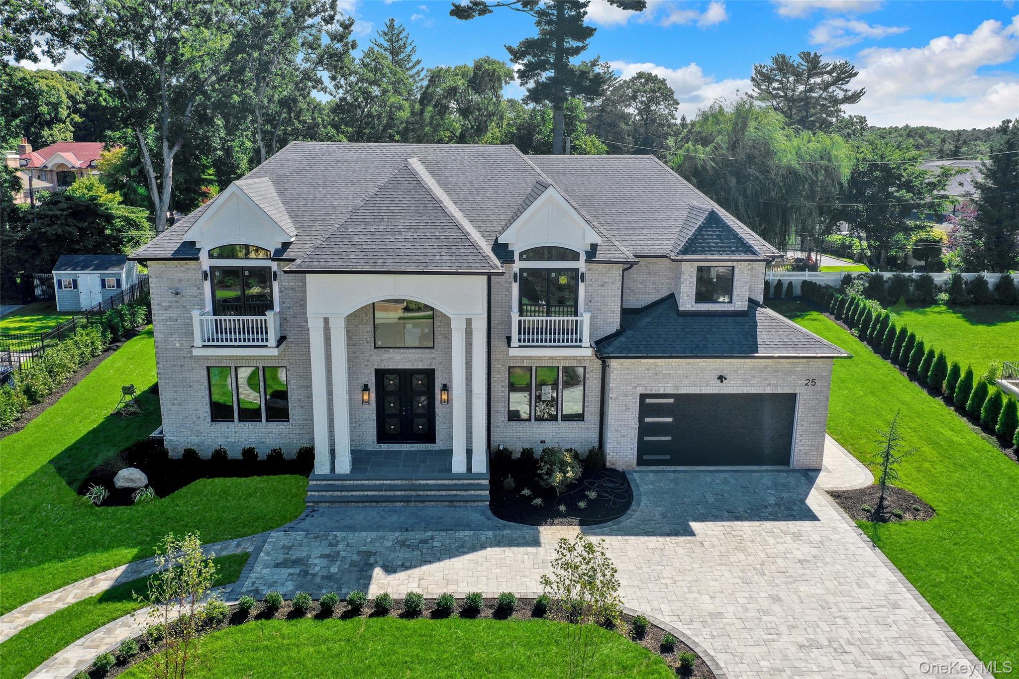 25 Hemlock Lane – For Sale