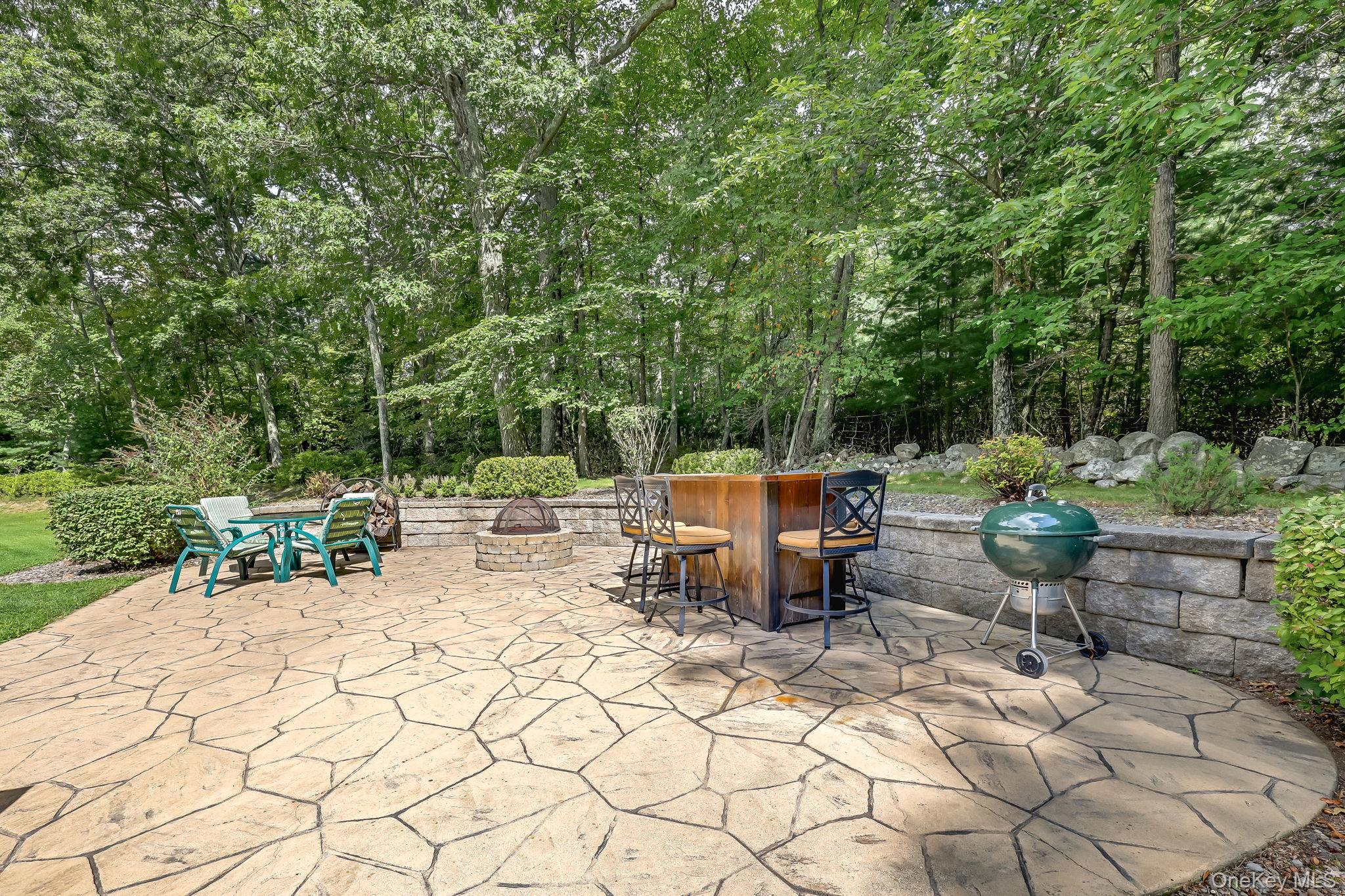 700 Oregon Trail – For Sale photo 34