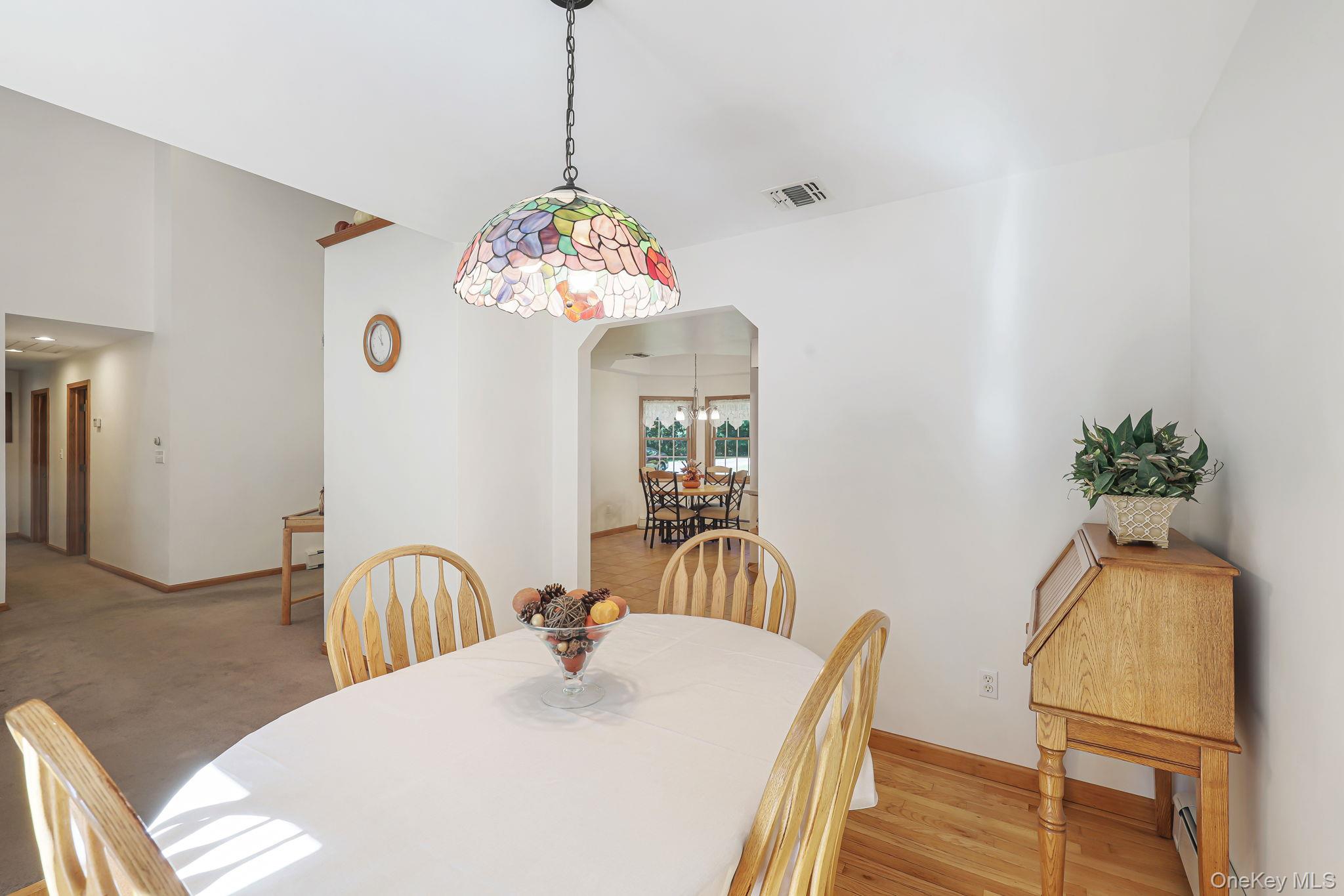 700 Oregon Trail – For Sale photo 10