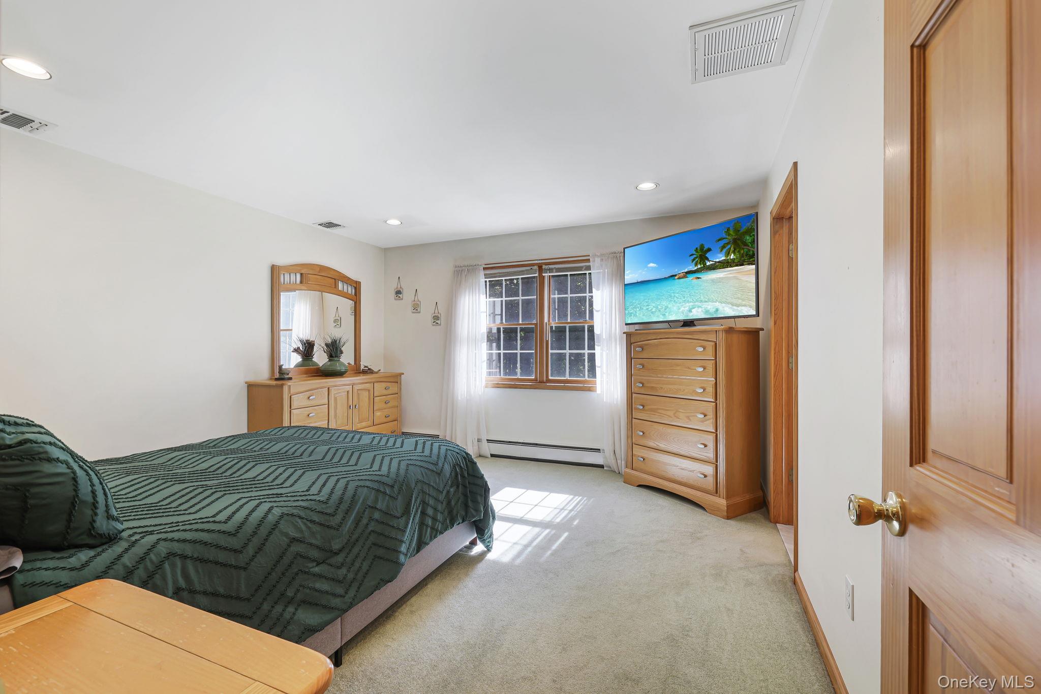 700 Oregon Trail – For Sale photo 20